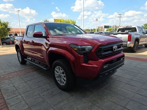 Used 2025 Toyota Tacoma SR5 w/ SR5 Upgrade Package AWD/4WD image 10