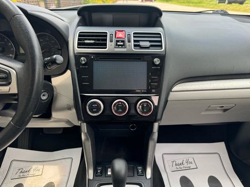 Used 2018 Subaru Forester 2.5i Premium w/ All-Weather Package AWD/4WD image 11