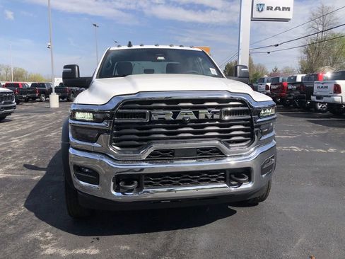 New 2026 RAM 4500 Tradesman image 16