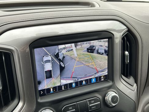 Used 2021 GMC Sierra 2500 Denali w/ Denali Ultimate Package image 16