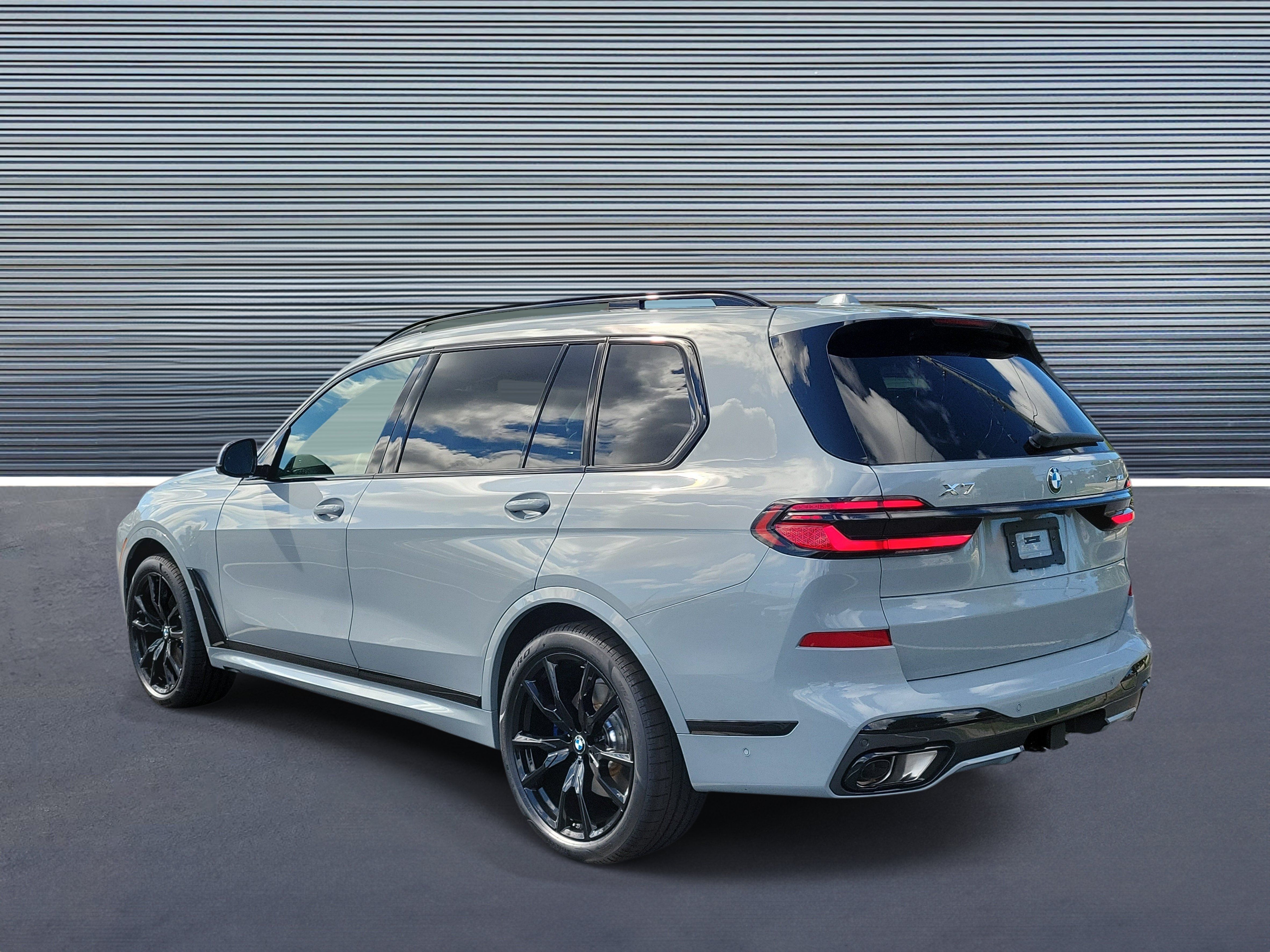 New 2027 BMW X7 xDrive40i w/ Executive Package AWD/4WD image 4
