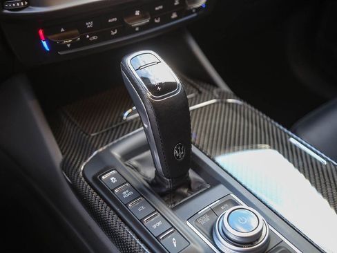 Used 2023 Maserati Levante F Tributo image 21