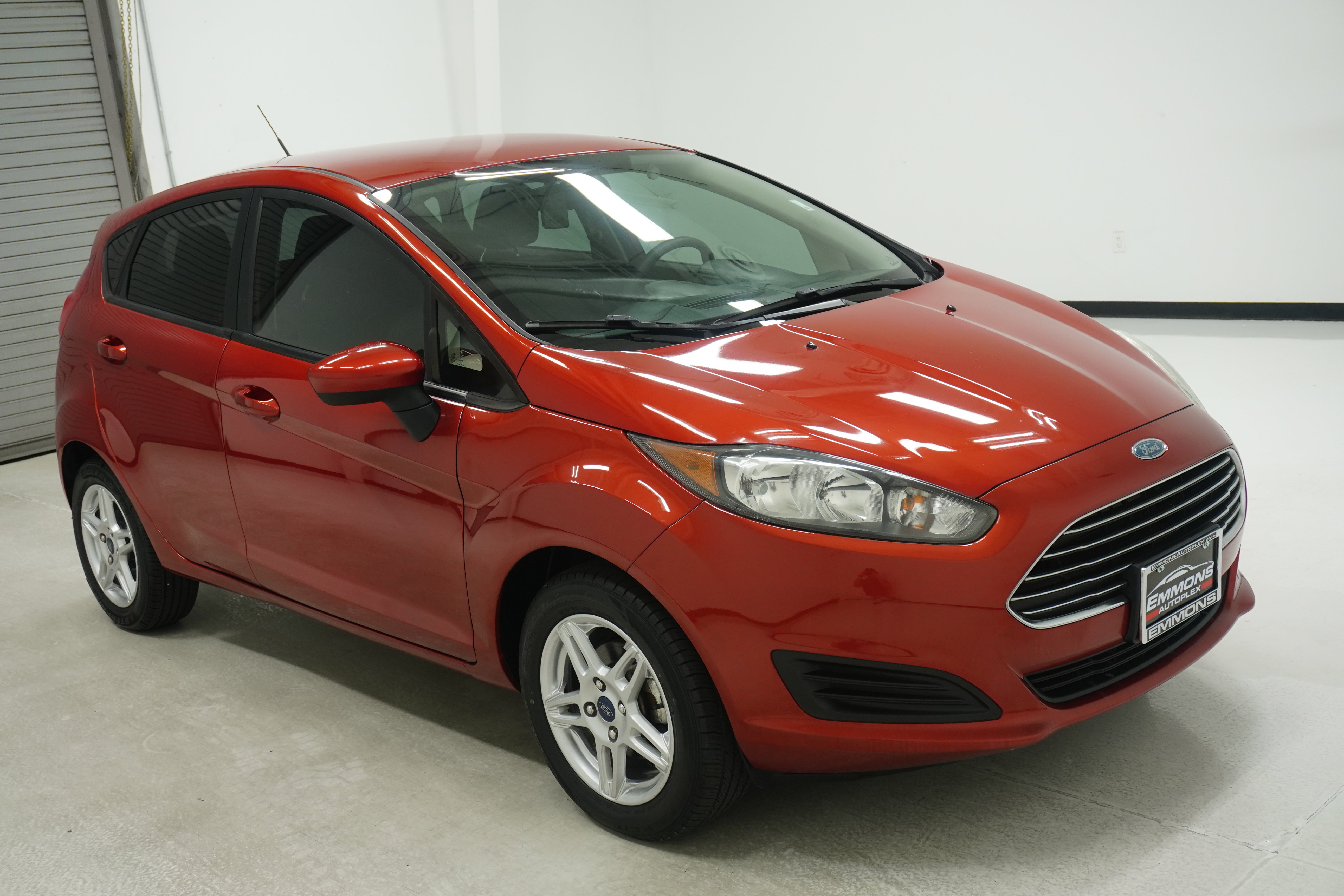Used 2019 Ford Fiesta SE FWD image 3
