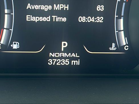 Used 2022 Maserati Levante Modena S AWD/4WD image 28