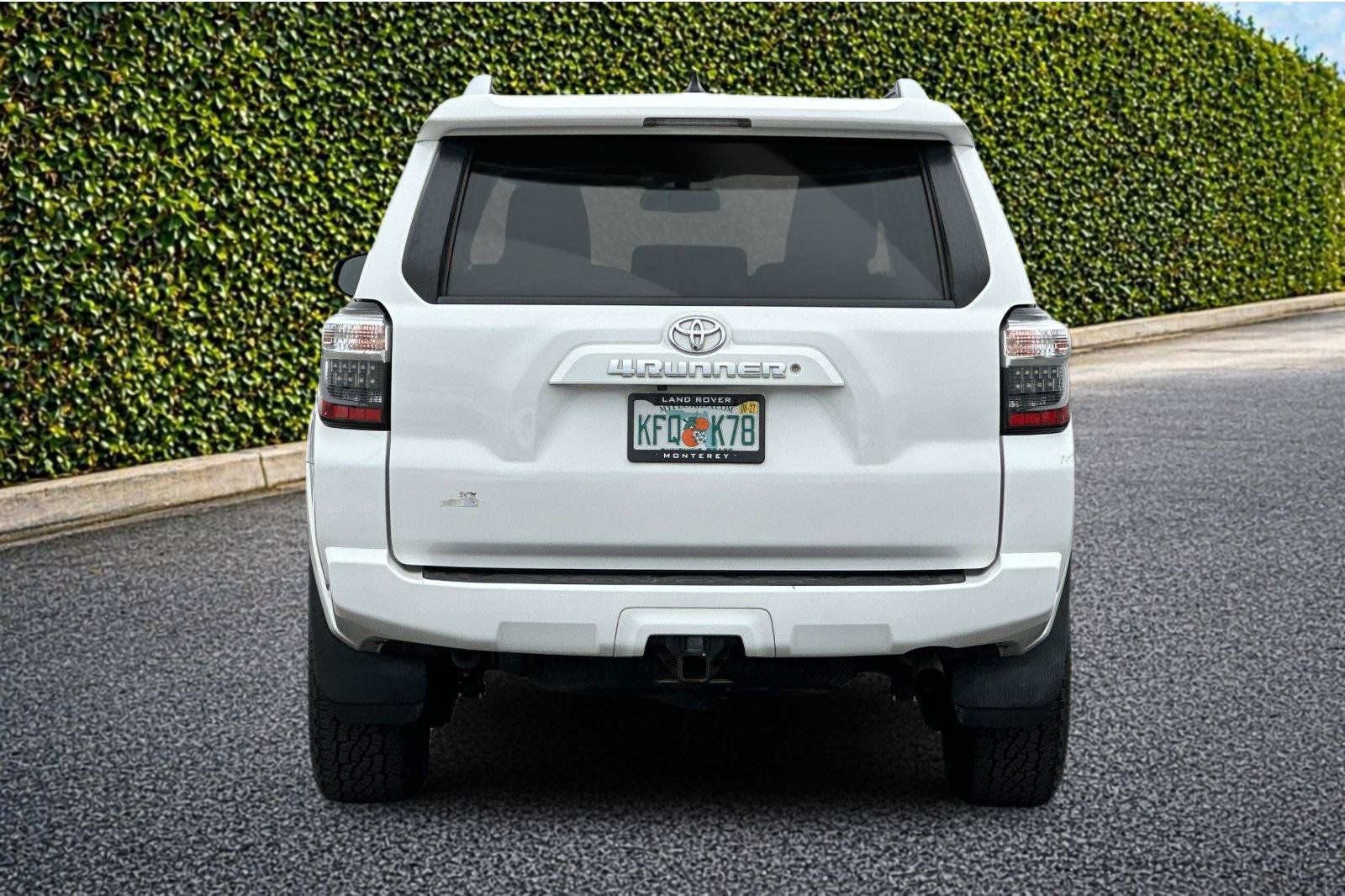 Used 2016 Toyota 4Runner SR5 Premium RWD image 5