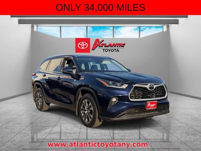 Used 2021 Toyota Highlander XLE