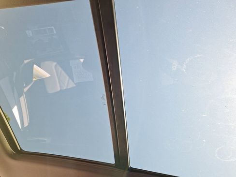 New 2026 Volkswagen Atlas Cross Sport SE image 22