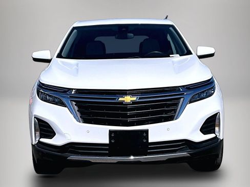 Used 2024 Chevrolet Equinox LT AWD/4WD image 2