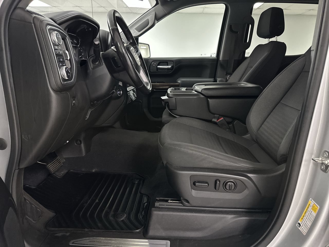 Used 2021 GMC Sierra 1500 SLE AWD/4WD image 10