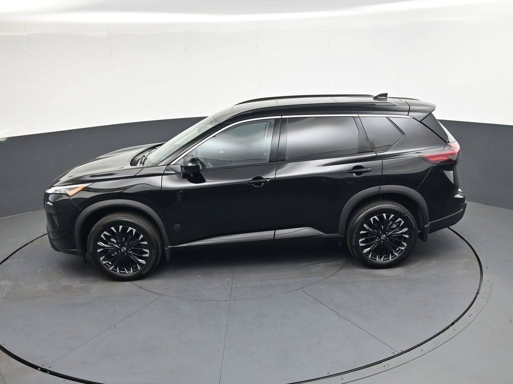 Certified 2026 Nissan Rogue Dark Armor FWD image 36