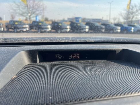 Used 2012 Toyota Tundra 4x4 CrewMax image 21