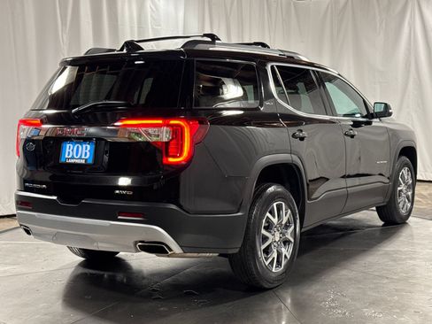 Used 2023 GMC Acadia SLT AWD/4WD image 10