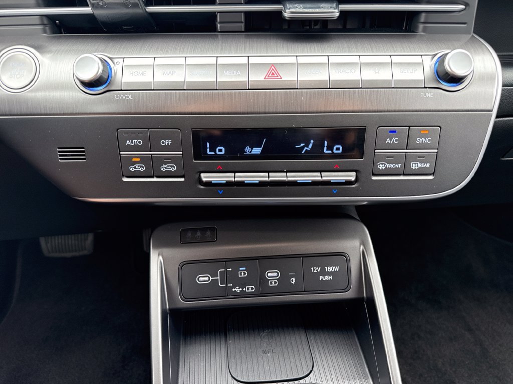 Used 2025 Hyundai Kona SEL AWD/4WD image 20