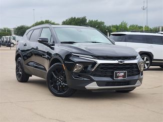 Used 2024 Chevrolet Blazer LT FWD video 2