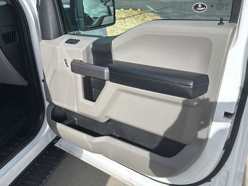 Used 2020 Ford F150 XLT w/ Trailer Tow Package image 15