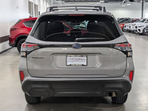 Used 2025 Subaru Forester Premium w/ Convenience Package #1 AWD/4WD image 4