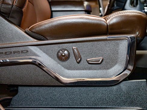 Used 2026 Ford F450 King Ranch w/ FX4 Off-Road Package image 26