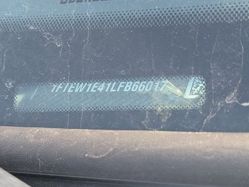 Used 2020 Ford F150 XLT w/ Equipment Group 302A Luxury image 12