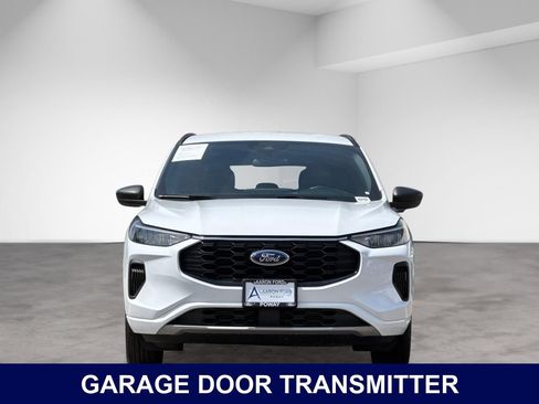 Used 2023 Ford Escape ST-Line w/ Tech Pack #1 AWD/4WD image 10