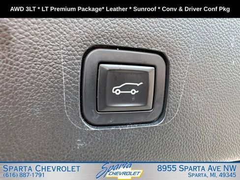 Used 2019 Chevrolet Traverse LT w/ LT Premium Package AWD/4WD image 35