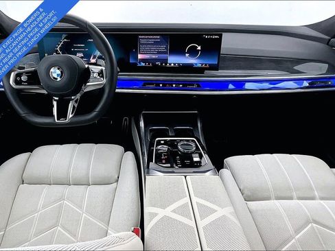 Used 2025 BMW 760i xDrive AWD/4WD image 19