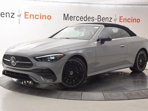 New 2026 Mercedes-Benz CLE 300 4MATIC Cabriolet image 2