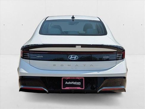 New 2025 Hyundai Sonata SEL image 7