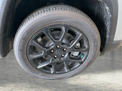 New 2026 Jeep Compass Latitude AWD/4WD image 21