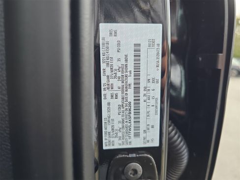 New 2025 Ford F150 Lariat w/ Equipment Group 502A High image 28