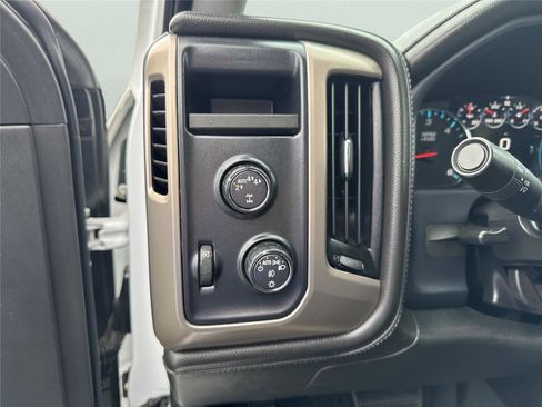 Used 2018 GMC Sierra 1500 Denali AWD/4WD image 26