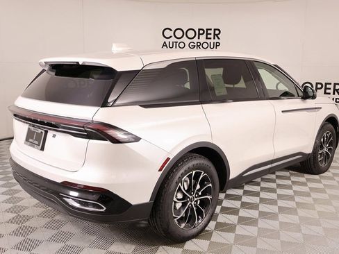 New 2026 Lincoln Nautilus Premier image 20