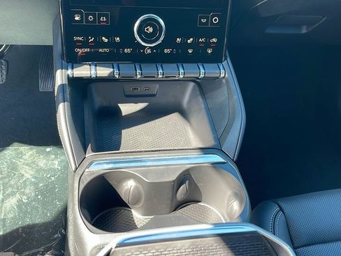 New 2026 GMC Terrain Elevation w/ Elevation Premium Package image 19