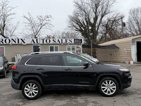 Used 2014 Jeep Cherokee Limited w/ Technology Group FWD image 6