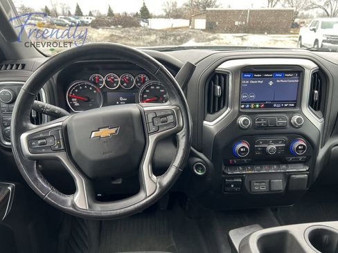 Used 2022 Chevrolet Silverado 1500 LT AWD/4WD image 14