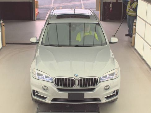 Used 2016 BMW X5 xDrive40e AWD/4WD image 3