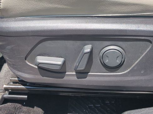Used 2022 Hyundai Tucson Limited w/ Cargo Package FWD image 22
