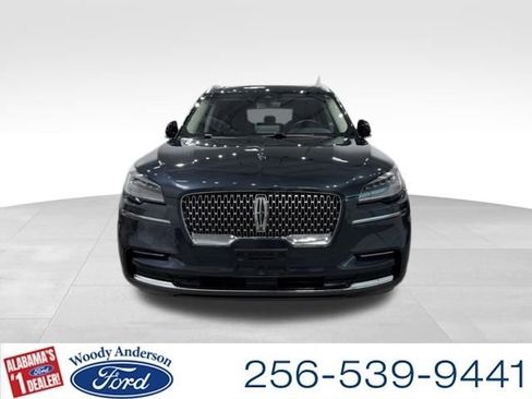 Used 2022 Lincoln Aviator Reserve w/ Elements Package Plus image 4