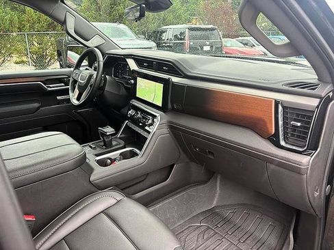 Used 2025 GMC Sierra 1500 Denali w/ Denali Reserve Package AWD/4WD image 34