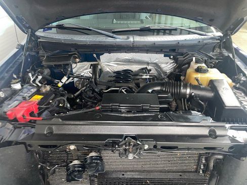 Used 2011 Ford F150 XLT w/ XLT Chrome Pkg image 25