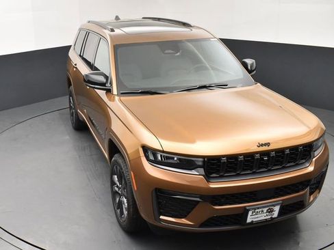 New 2026 Jeep Grand Cherokee L Limited image 13