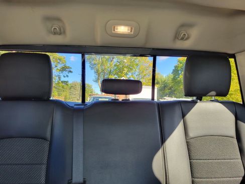 Used 2017 RAM 1500 Sport image 25