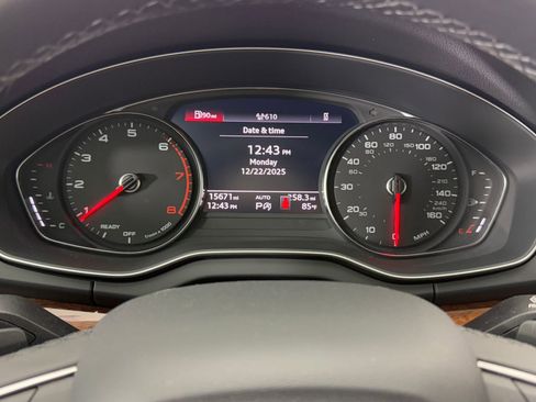 Certified 2023 Audi Q5 2.0T Premium w/ Convenience Package image 21