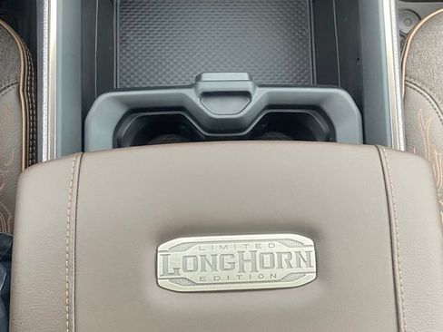 New 2026 RAM 2500 Limited AWD/4WD image 22