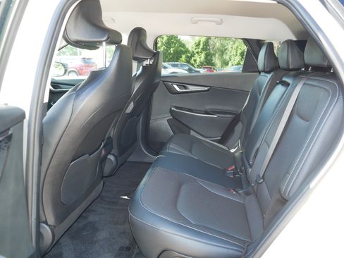 Certified 2022 Kia EV6 Wind AWD/4WD image 35