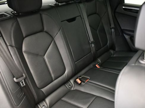 Used 2024 Porsche Macan S image 57