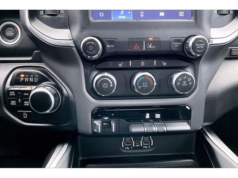 Certified 2023 RAM 1500 Big Horn image 28