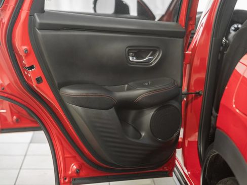 Used 2025 Honda HR-V Sport image 33