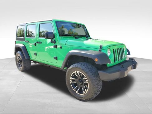 Used 2015 Jeep Wrangler Unlimited Sport w/ Connectivity Group AWD/4WD image 1
