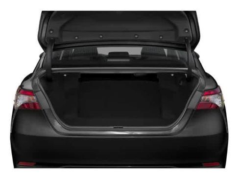 Used 2019 Toyota Camry SE FWD image 15