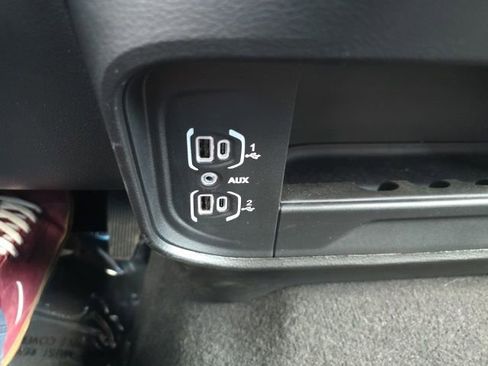 Certified 2026 RAM 2500 Big Horn AWD/4WD image 25